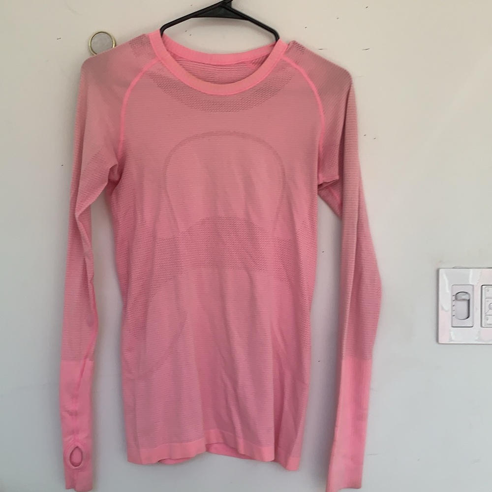 long sleeve lulu shirt!